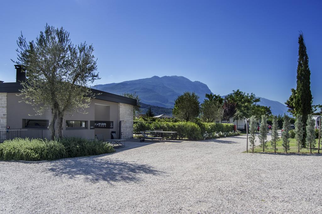 Verdepiano Bed & Camping Riva del Garda Dış mekan fotoğraf